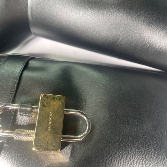 Givenchy Shark Lock Ankle Boots in Leather - Picture 3 of 5